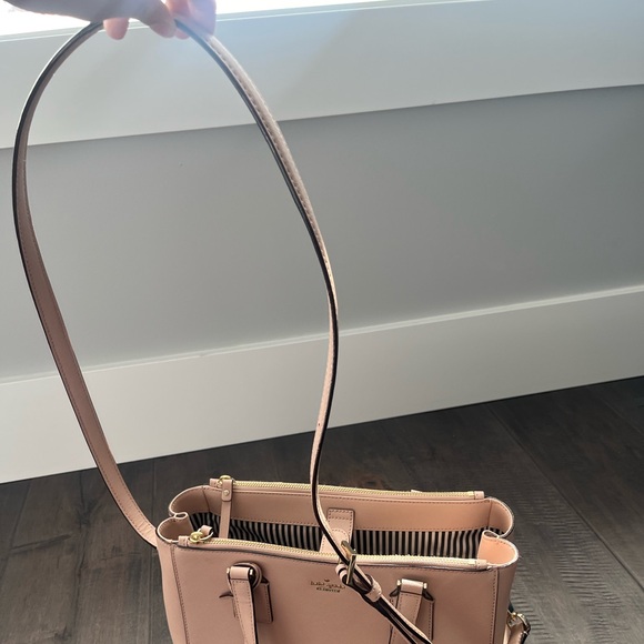 Pink Kate Spade Purse 🩷 - Picture 2 of 5